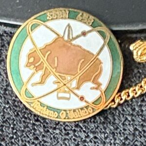 Vintage USS Mariano G Vallejo submarine tie tack pin.